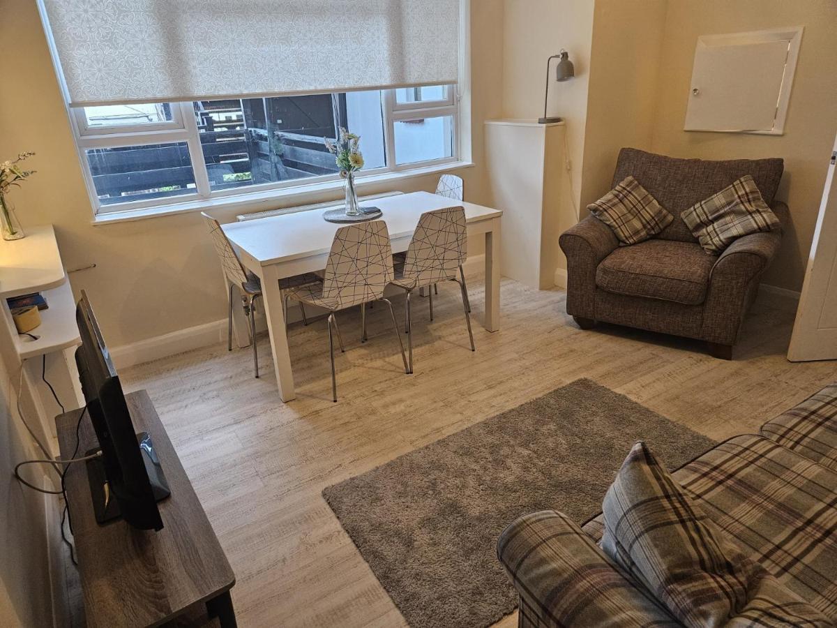 Leigh-On-Sea Retreat - 2 Bedroom Apartment Exterior photo